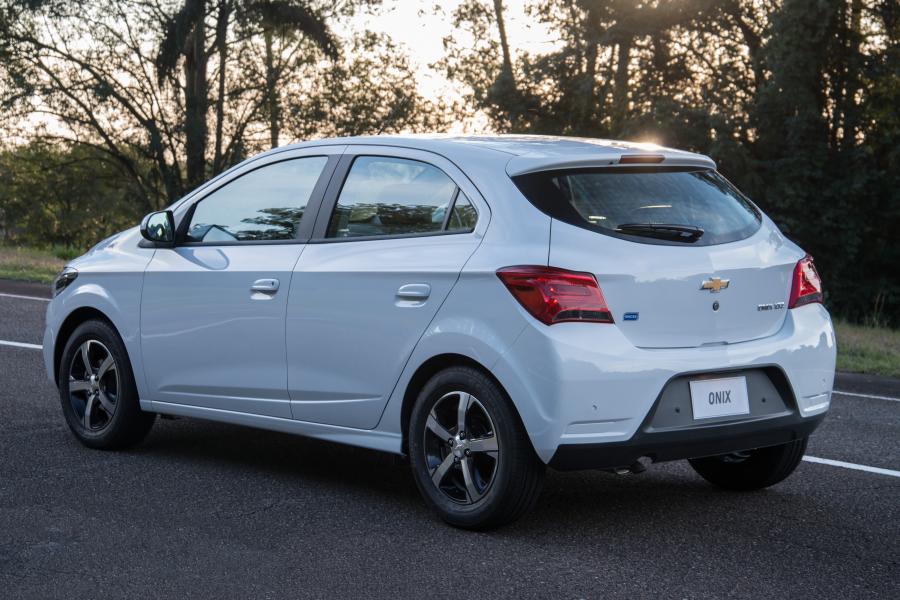  Chevrolet Onix 2016 года  (фото 24 из 30)